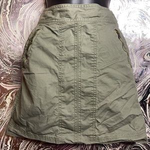 Green pocket skirt!
